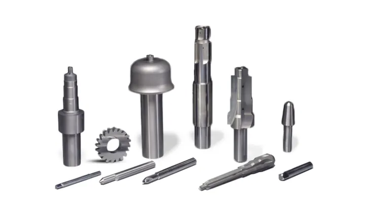 Tungsten carbide cutting tool blanks